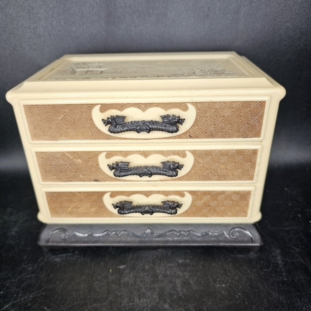 Vintage Japanese celluloid/bakelite? 3 drawer Jewelry‎ box.